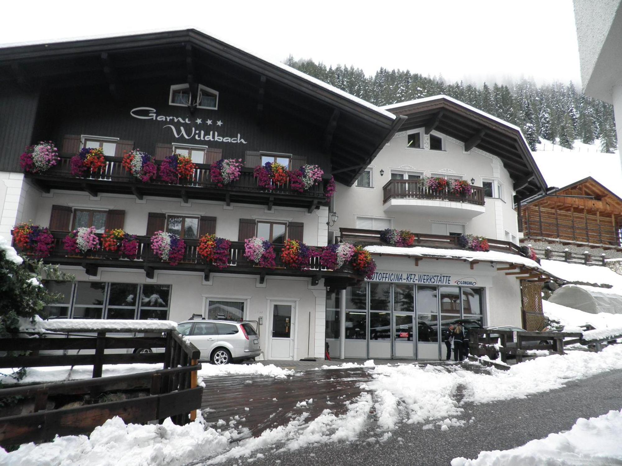 Garni Hotel And Apartments Wildbach Selva di Val Gardena Exterior photo